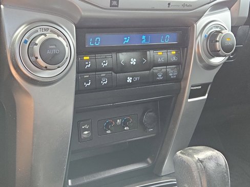 Used 2015 Toyota 4Runner Limited image 26