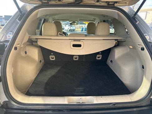 Used 2019 Jeep Cherokee Latitude w/ Popular Appearance Group image 10