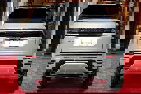 Used 2024 Land Rover Range Rover Evoque Dynamic SE image 4