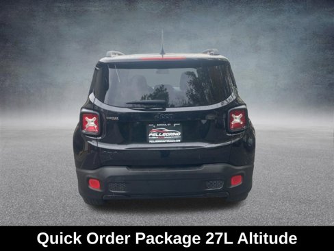 Used 2017 Jeep Renegade Altitude image 5