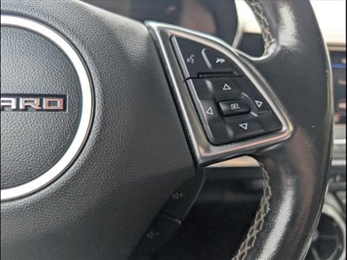 Used 2020 Chevrolet Camaro LT image 16