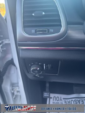 Used 2020 Jeep Grand Cherokee Limited image 26
