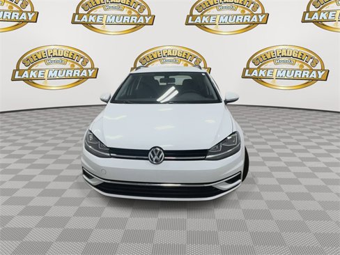 Used 2018 Volkswagen Golf S image 7