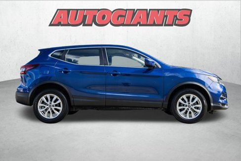 Used 2021 Nissan Rogue Sport S image 3