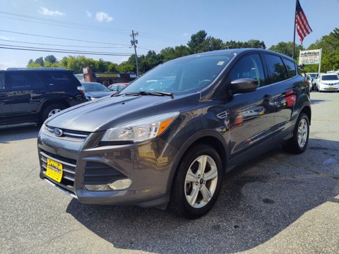 Used 2016 Ford Escape SE w/ SE Cold Weather Package image 4