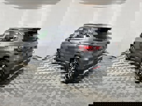 New 2025 Mercedes-Benz GLA 250 4MATIC image 6