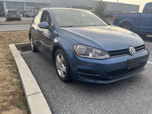 Used 2017 Volkswagen Golf Wolfsburg Edition image 7