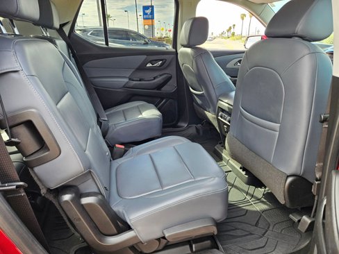 Used 2020 Chevrolet Traverse LT w/ Driver Confidence II Package image 17