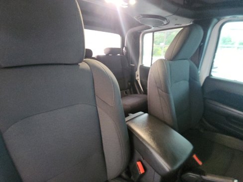 Certified 2022 Jeep Gladiator Sport image 28