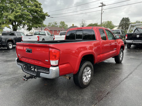 Used 2016 Toyota Tacoma SR5 image 5