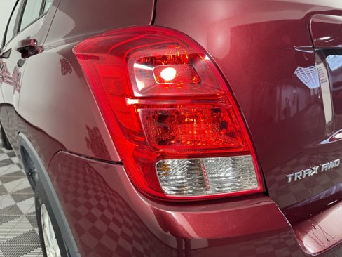 Used 2017 Chevrolet Trax LS image 27