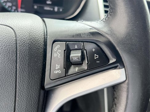 Used 2017 Chevrolet Trax LT w/ LT Convenience Package image 19