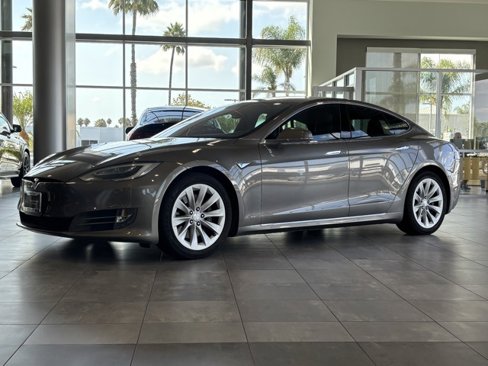 Used 2016 Tesla Model S P90D image 10
