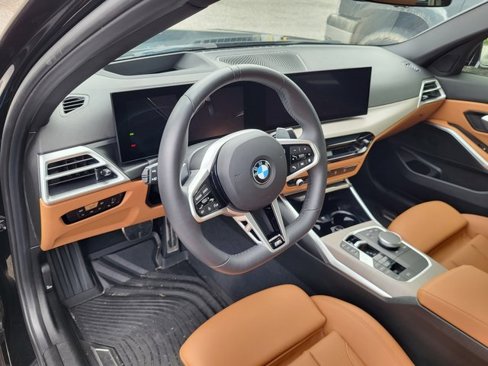 Used 2025 BMW 330i Sedan w/ M Sport Package image 6