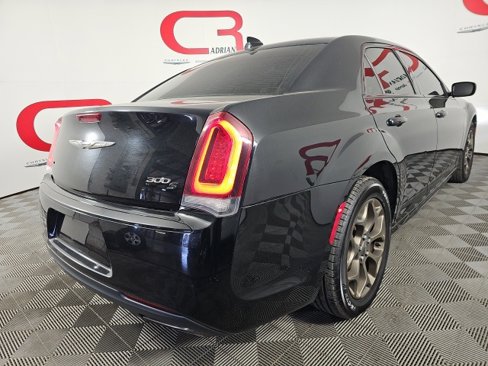 Certified 2016 Chrysler 300 S image 7