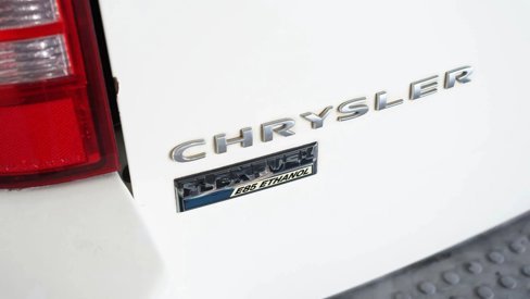 Used 2010 Chrysler Town & Country LX w/ PWR Window Group image 22