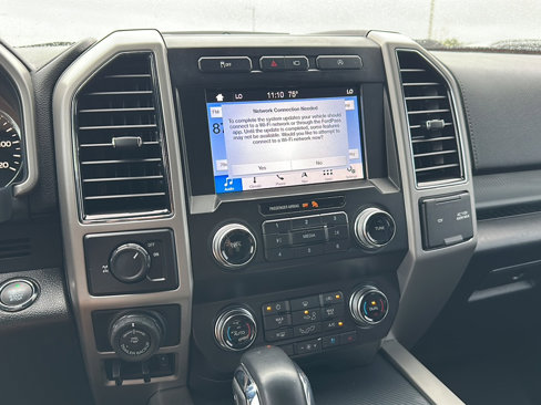 Used 2019 Ford F150 Lariat w/ Equipment Group 502A Luxury image 29