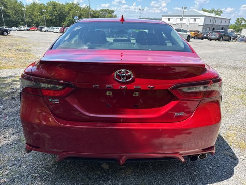 Used 2021 Toyota Camry SE image 8