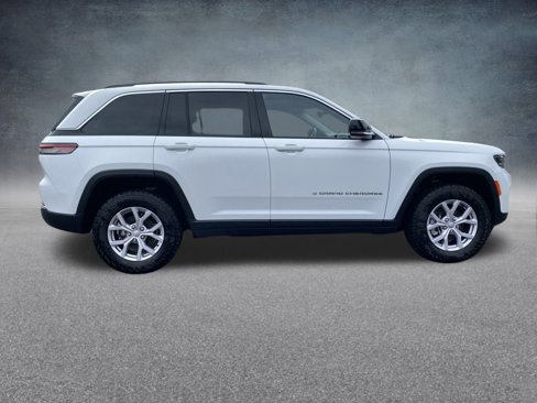 Used 2022 Jeep Grand Cherokee Limited image 8
