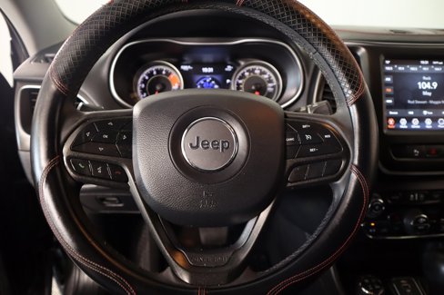 Used 2020 Jeep Cherokee Trailhawk w/ Comfort/Convenience Group image 3