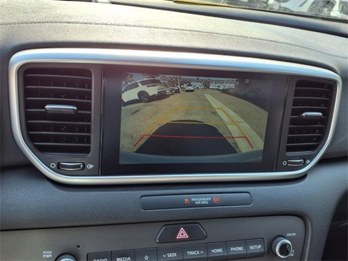 Used 2022 Kia Sportage Nightfall Edition image 6