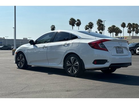 Used 2018 Honda Civic EX-L image 3
