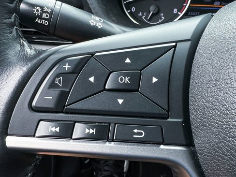 Certified 2023 Nissan Sentra SV image 23