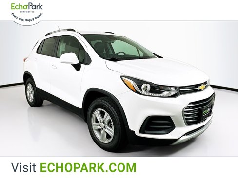 Used 2022 Chevrolet Trax LT w/ Driver Confidence Package image 1
