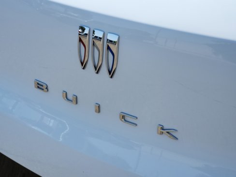 Used 2024 Buick Encore GX Sport Touring image 20