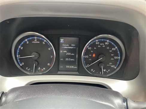 Used 2016 Toyota RAV4 XLE image 20