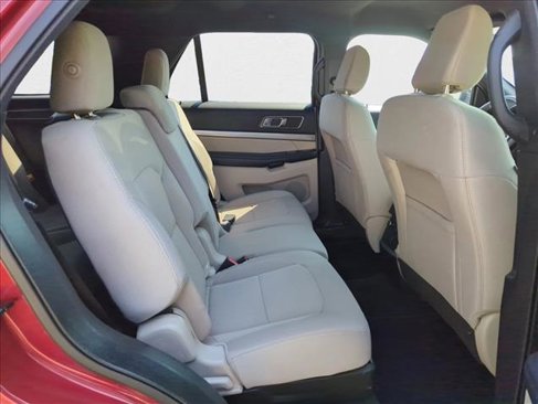 Used 2018 Ford Explorer XLT w/ Equipment Group 201A image 20