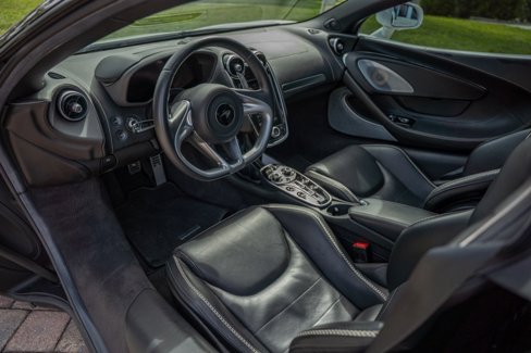Used 2021 McLaren GT image 14