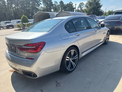 Used 2019 BMW 740i w/ Executive Package image 4
