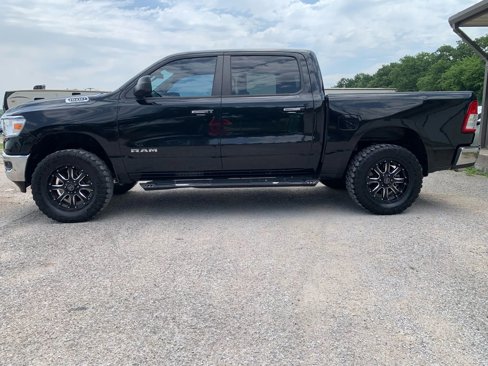 Used 2019 RAM 1500 Big Horn image 2