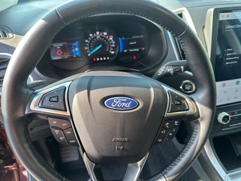 Used 2023 Ford Edge SEL image 15