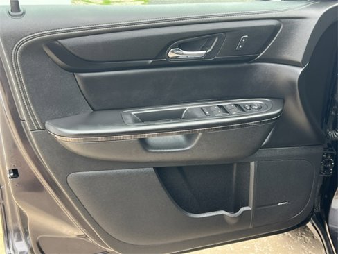 Used 2015 GMC Acadia SLT w/ Open Road Package image 15
