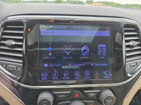 Used 2019 Jeep Grand Cherokee Limited w/ Luxury Group II image 20