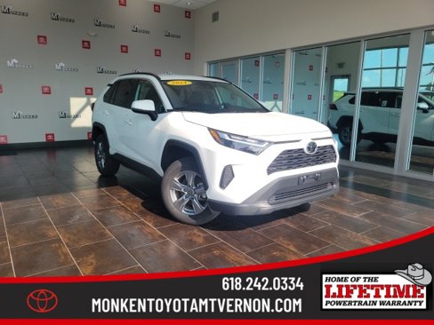 Used 2024 Toyota RAV4 XLE image 1