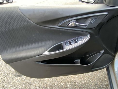 Used 2023 Chevrolet Malibu LT image 8