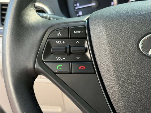 Used 2016 Hyundai Sonata Limited w/ Option Group 04 image 32