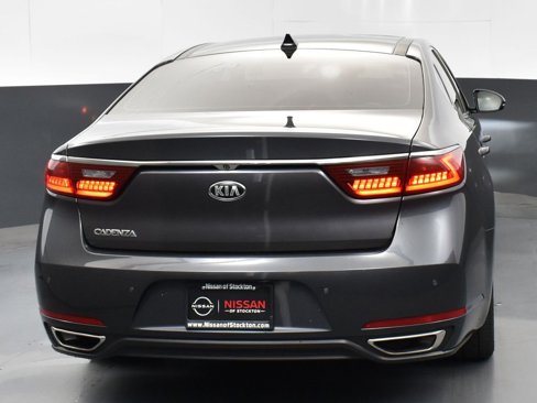 Used 2018 Kia Cadenza Technology image 7