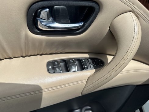 Used 2018 Nissan Armada SL w/ Moonroof Package image 9
