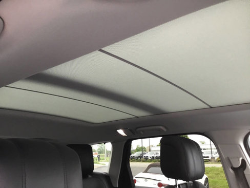 Used 2020 Land Rover Range Rover Sport HSE image 32