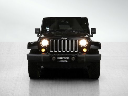 Used 2018 Jeep Wrangler Unlimited Sahara w/ Dual Top Group image 8