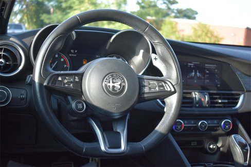 Used 2022 Alfa Romeo Giulia Sprint image 24