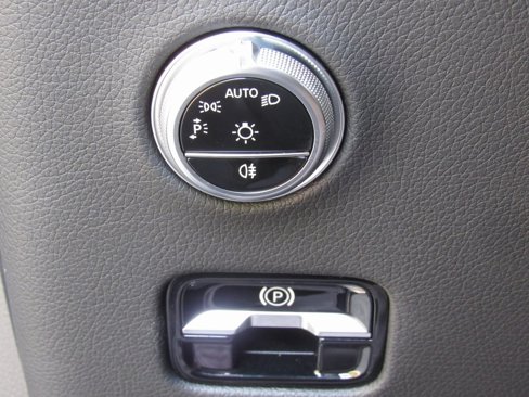 Certified 2025 Mercedes-Benz GLC 300 4MATIC image 34