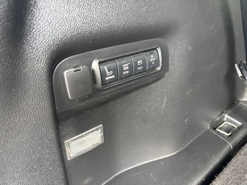 Used 2016 Ford Explorer Sport image 12