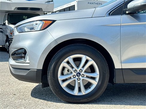 Used 2020 Ford Edge SEL image 10