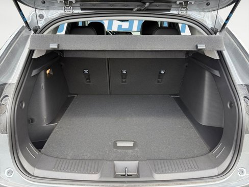New 2025 Chevrolet Trax LT w/ Driver Confidence Package image 16