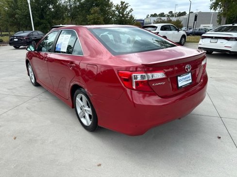 Used 2012 Toyota Camry SE image 7